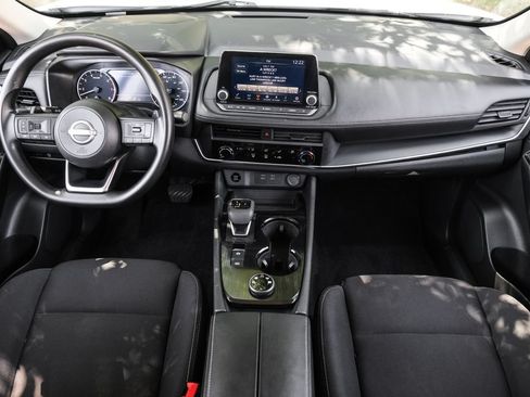 Used 2024 Nissan Rogue S AWD/4WD image 5