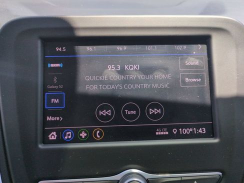 Used 2021 Chevrolet Equinox LT FWD image 26