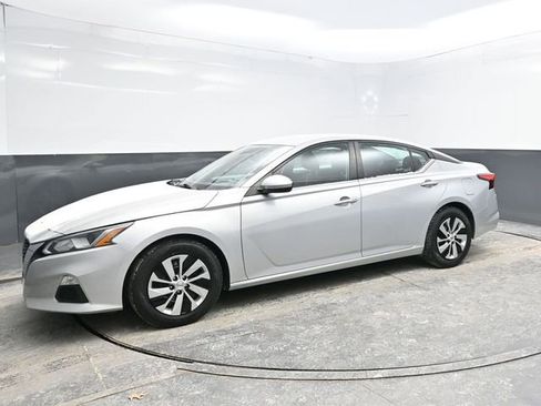 Used 2021 Nissan Altima 2.5 S image 3