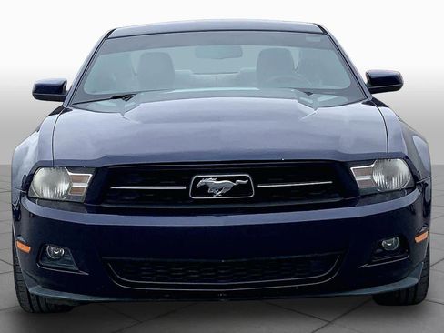 Used 2010 Ford Mustang Premium RWD image 3