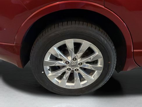 Used 2018 Buick Envision Essence AWD/4WD image 16