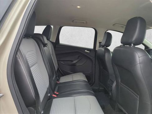 Used 2018 Ford Escape SE w/ SE Sport Appearance Package image 13