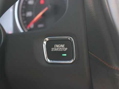 Used 2023 GMC Acadia AT4 AWD/4WD image 32