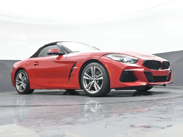 Used 2019 BMW Z4 sDrive30i w/ M Sport Package RWD image 29