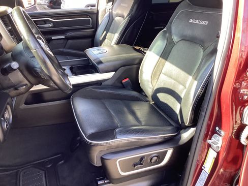 Used 2022 RAM 1500 Laramie AWD/4WD image 9