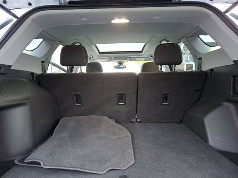 Certified 2022 GMC Terrain SLE w/ Driver Convenience Package image 30