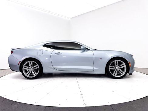 Used 2017 Chevrolet Camaro SS RWD image 41