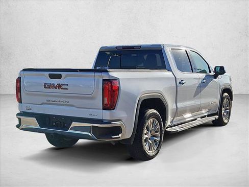 Used 2021 GMC Sierra 1500 SLT RWD image 5