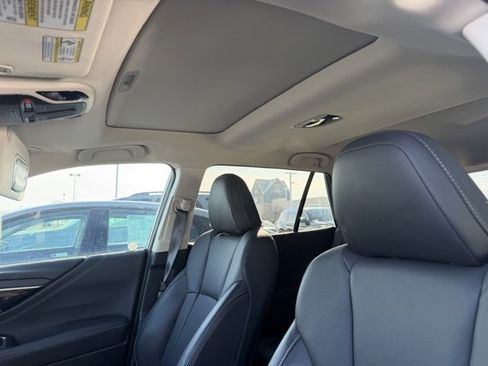 Used 2021 Subaru Outback Limited w/ Popular Package #2 image 4