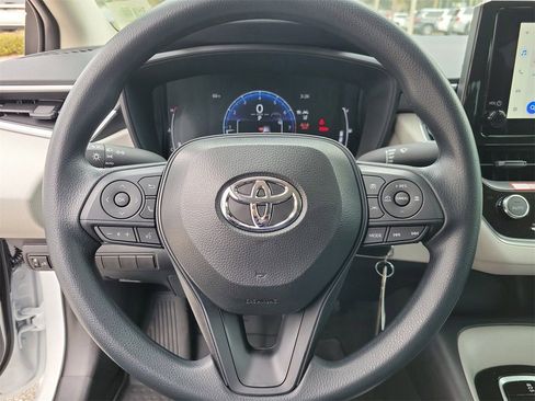 New 2026 Toyota Corolla LE FWD image 17