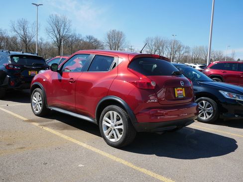 Used 2013 Nissan Juke SV image 3