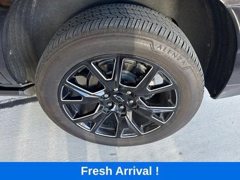 Used 2026 Chevrolet Tahoe High Country AWD/4WD image 22