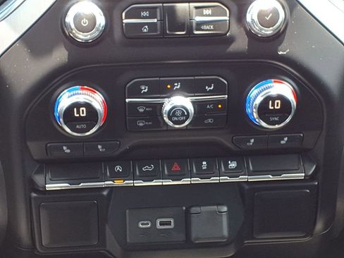 Used 2021 GMC Sierra 1500 Elevation RWD image 16