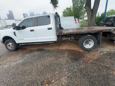Used 2017 Ford F350 XL w/ Power Equipment Group AWD/4WD image 5