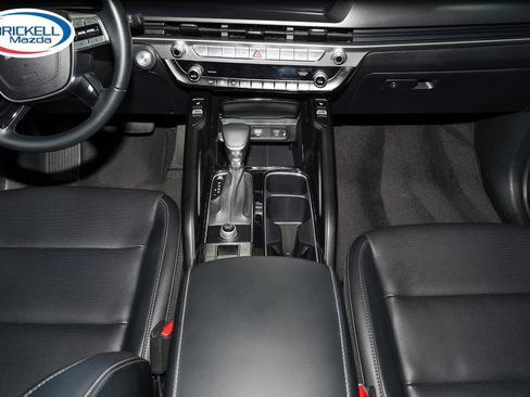Used 2024 Kia Telluride S w/ S Sunroof Package FWD image 27