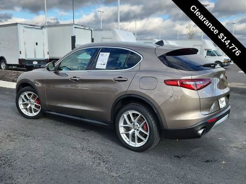 Used 2019 Alfa Romeo Stelvio Ti Lusso w/ Quick Order Package 22X Lusso image 6