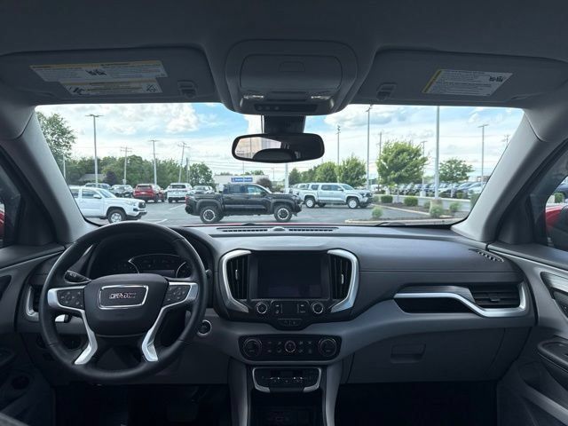 Used 2023 GMC Terrain SLT FWD image 10