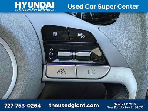 Used 2025 Hyundai Elantra Hybrid FWD image 28