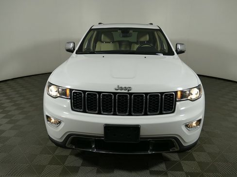 Used 2020 Jeep Grand Cherokee Limited AWD/4WD image 8