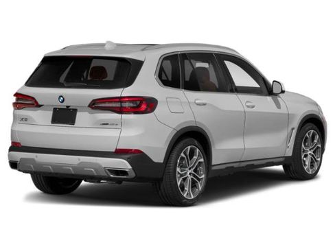 Used 2021 BMW X5 xDrive45e w/ M Sport Package AWD/4WD image 2