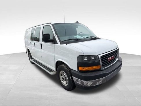 Used 2024 GMC Savana 2500 Work Van w/ Driver Convenience Package image 3