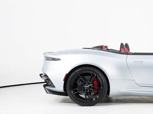 Used 2020 Aston Martin DBS Superleggera Volante RWD image 15