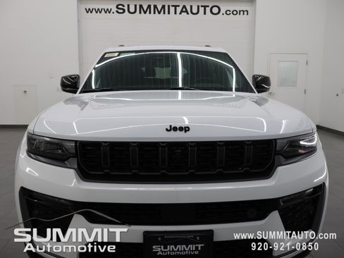 New 2026 Jeep Grand Cherokee L Limited AWD/4WD image 24