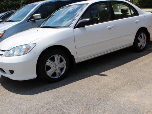 Used 2004 Honda Civic LX image 5