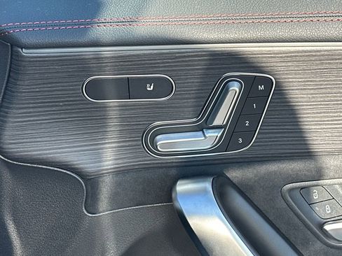 New 2025 Mercedes-Benz CLA 35 AMG 4MATIC image 17