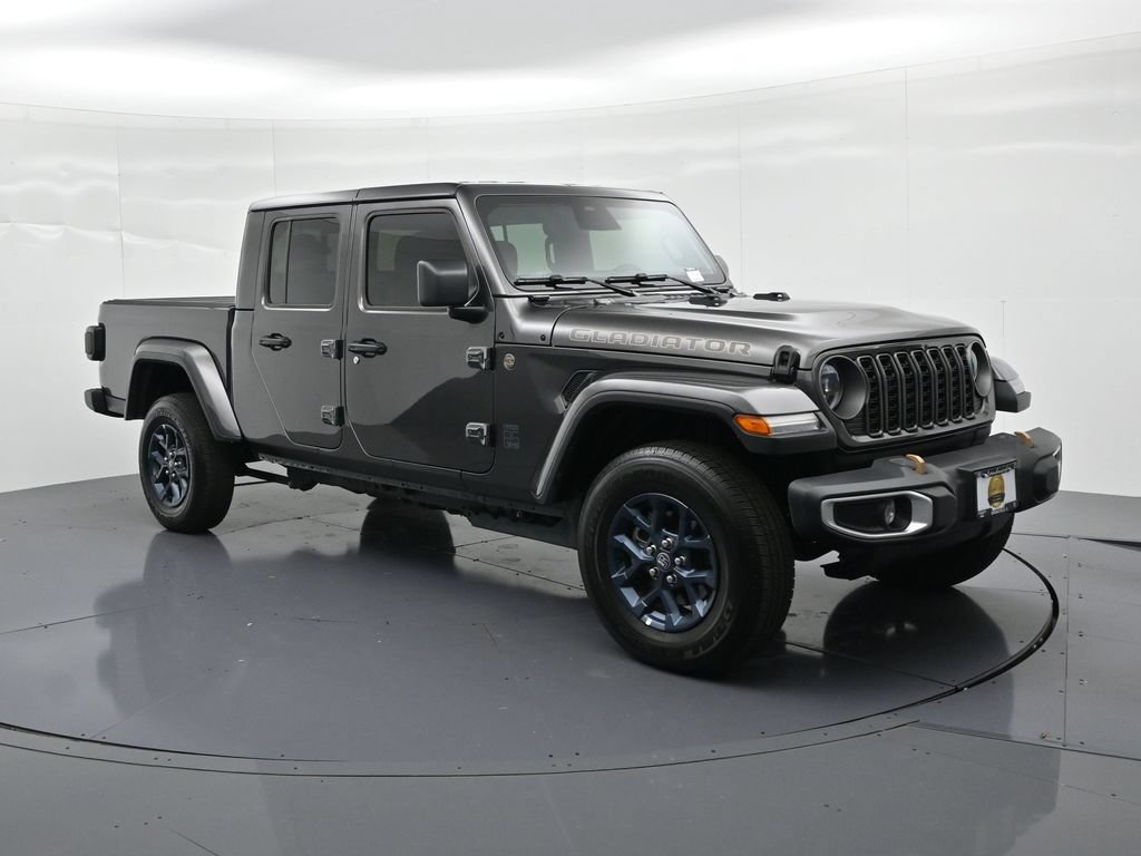New 2026 Jeep Gladiator Sport AWD/4WD image 4