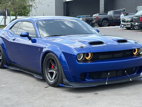 Used 2022 Dodge Challenger SRT Super Stock RWD image 3