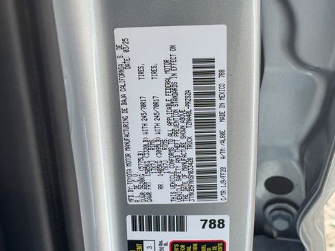 Used 2025 Toyota Tacoma SR5 image 29