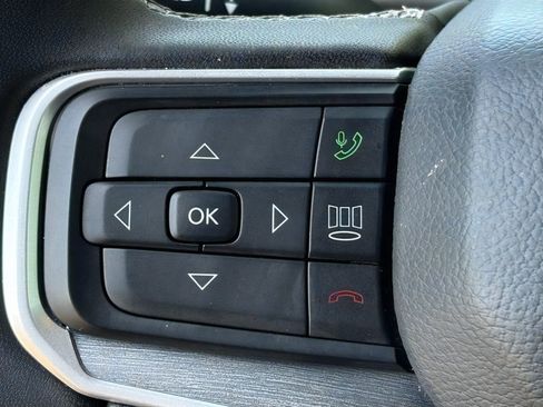 Used 2025 Jeep Wagoneer 4WD image 22
