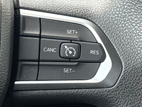 Used 2023 Jeep Compass Sport AWD/4WD image 19