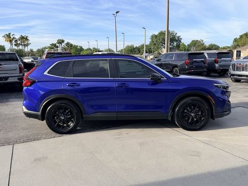 Used 2025 Honda CR-V Sport-L image 3