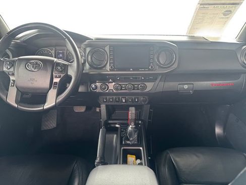 Used 2021 Toyota Tacoma TRD Off-Road w/ TRD Premium Off Road Package image 12