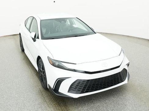 New 2026 Toyota Camry SE FWD image 40