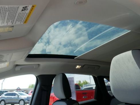 Used 2023 Ford Escape Active w/ Tech Pack #2 AWD/4WD image 3