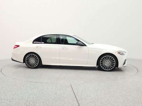 Used 2023 Mercedes-Benz C 300 Sedan image 4