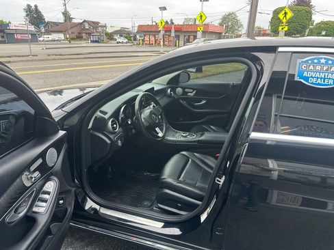 Used 2017 Mercedes-Benz C 300 4MATIC Sedan image 10