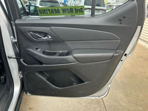 Used 2019 Chevrolet Traverse Premier w/ Redline Edition image 16