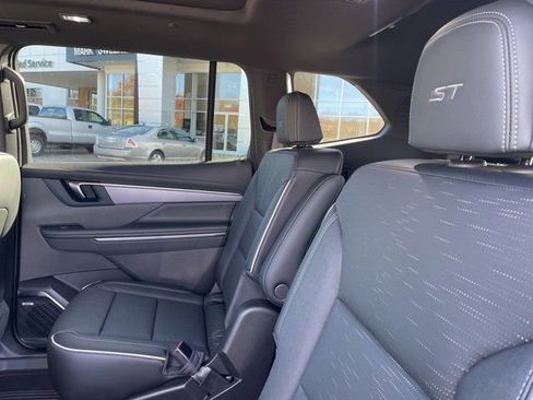 New 2026 Buick Enclave Sport Touring w/ Power Package image 16