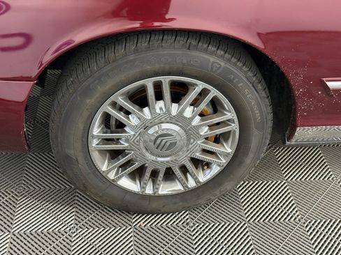 Used 2009 Mercury Grand Marquis LS image 10