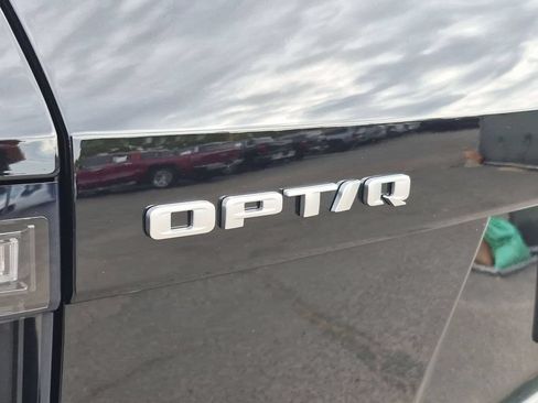 Used 2027 Cadillac Optiq Luxury RWD image 31
