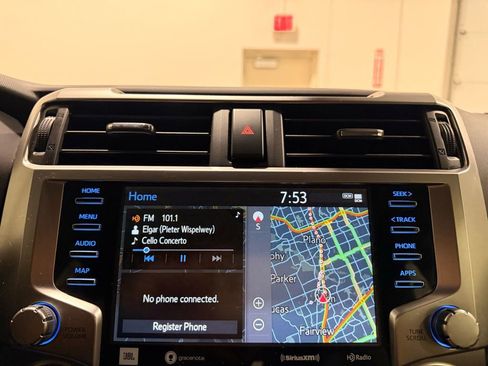 Used 2020 Toyota 4Runner Limited AWD/4WD image 23