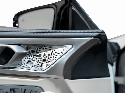 Used 2023 BMW M850i xDrive Coupe image 61