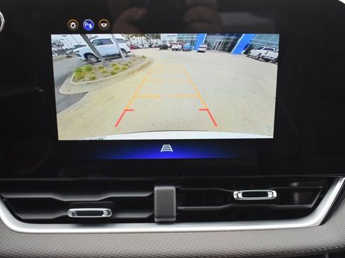 New 2026 Chevrolet Equinox LT image 24