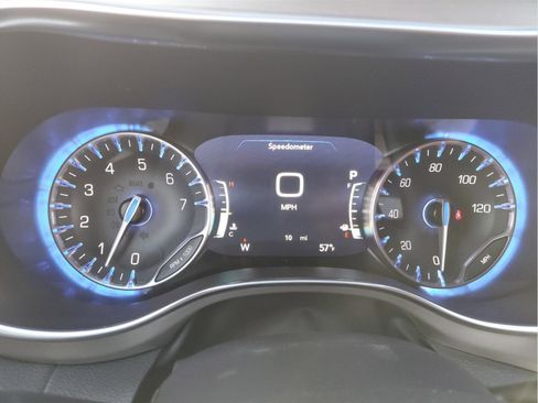 New 2026 Chrysler Pacifica Pinnacle image 37