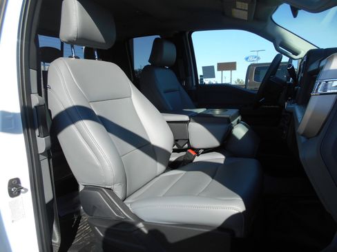 Used 2024 Ford F550 2WD SuperCab Super Duty image 46