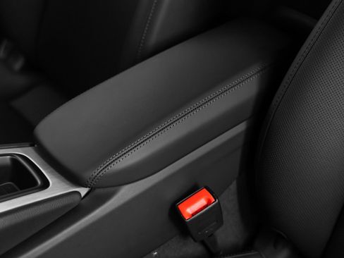 New 2025 Porsche 718 Cayman image 34